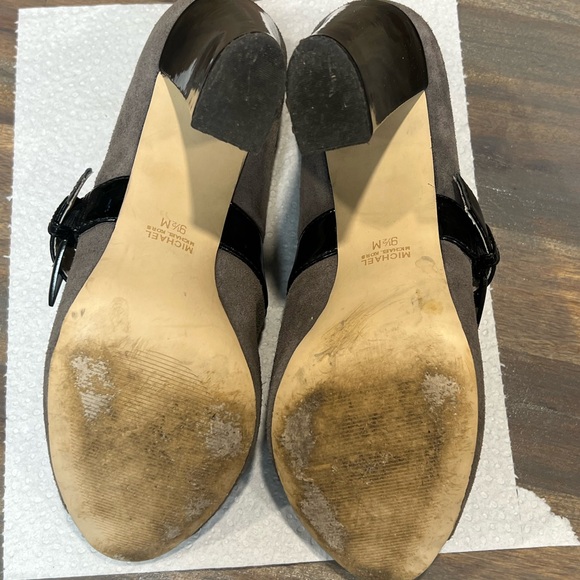 Micheal Kors ladies heels. - Picture 6 of 9